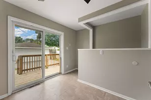 924 N Elmer St, Griffith, IN 46319 - Photo 8