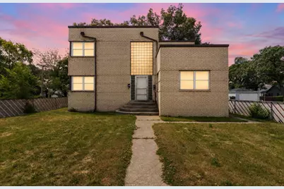 540 165th Street, Hammond, IN 46324 - Photo 1