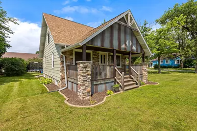 124 6th Street SE, Demotte, IN 46310 - Photo 2
