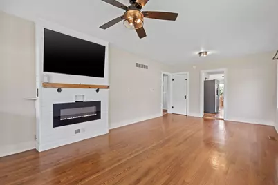 124 6th Street SE, Demotte, IN 46310 - Photo 6