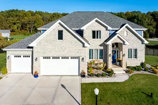 3804 Brigata Dr, Valparaiso, IN 46385 - Photo 6