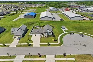 8202 Marshall St, Merrillville, IN 46410 - Photo 54