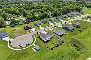 8202 Marshall St, Merrillville, IN 46410 - Photo 42