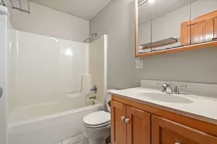 1704 Eisenhower Ave, Valparaiso, IN 46383 - Photo 24