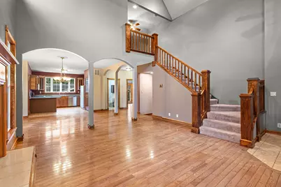 1704 Eisenhower Avenue, Valparaiso, IN 46383 - Photo 6