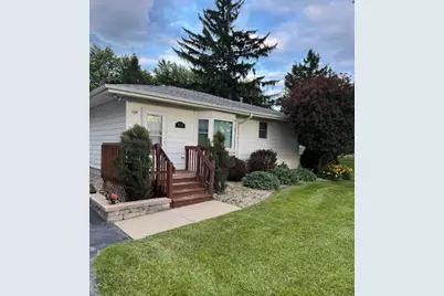 8213 Clay Street, Merrillville, IN 46410 - Photo 2