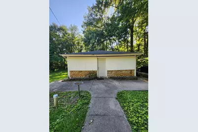 7956 N Elder Lane, New Carlisle, IN 46552 - Photo 2