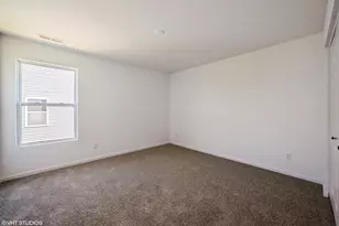 10510 Kansas St, Crown Point, IN 46307 - Photo 18