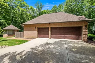 223 Crabapple Ln, Valparaiso, IN 46383 - Photo 34