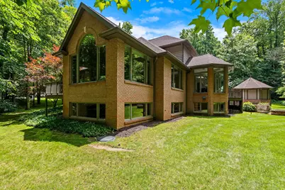 223 Crabapple Lane, Valparaiso, IN 46383 - Photo 2
