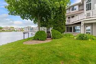 1739 Beachview Ct, Crown Point, IN 46307 - Photo 76