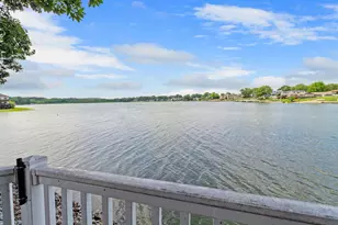 1739 Beachview Ct, Crown Point, IN 46307 - Photo 80