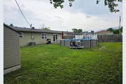 415 Saginaw Drive, Valparaiso, IN 46385 - Photo 2