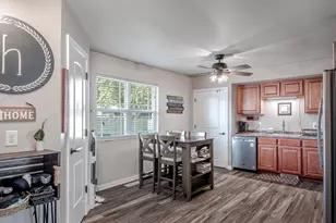 415 Saginaw Dr, Valparaiso, IN 46385 - Photo 12
