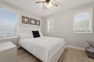 208 Lake Shore Dr, Michigan City, IN 46360 - Photo 26