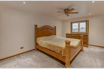 388 Campbell Avenue, Calumet City, IL 60409 - Photo 8
