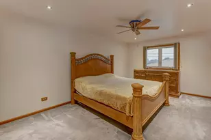 388 Campbell Ave, Calumet City, IL 60409 - Photo 8