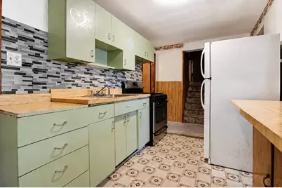301 W Wilson Street, Hebron, IN 46341 - Photo 6