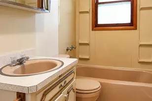 301 W Wilson St, Hebron, IN 46341 - Photo 20