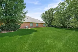 10902 W 82nd Ct, Saint John, IN 46373 - Photo 2