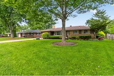 5961 Hayes Place, Merrillville, IN 46410 - Photo 2