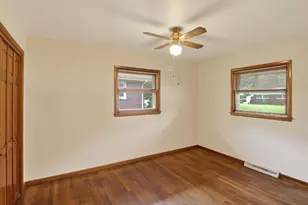 5961 Hayes Pl, Merrillville, IN 46410 - Photo 20