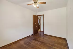5961 Hayes Pl, Merrillville, IN 46410 - Photo 18