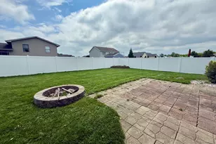 613 Persimmon Pkwy, Hebron, IN 46341 - Photo 20
