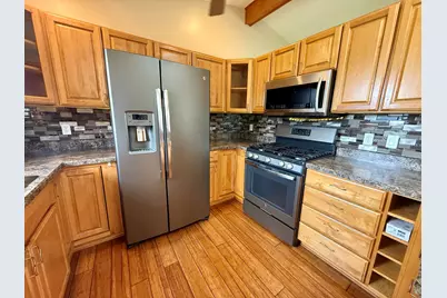 613 Persimmon Pkwy, Hebron, IN 46341 - Photo 6