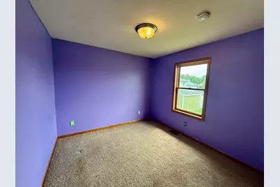 613 Persimmon Pkwy, Hebron, IN 46341 - Photo 10