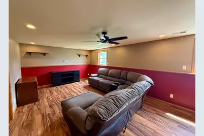 613 Persimmon Pkwy, Hebron, IN 46341 - Photo 14