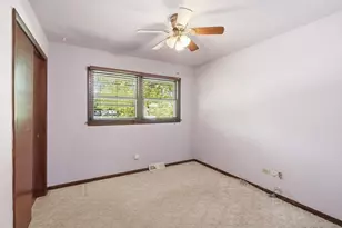 2413 Hickory Dr, Dyer, IN 46311 - Photo 12