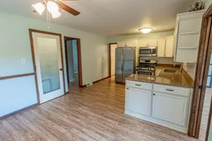 810 1/2 Woodland Terrace, Valparaiso, IN 46383 - Photo 8