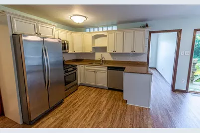 810 1/2 Woodland Terrace, Valparaiso, IN 46383 - Photo 10