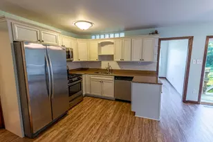 810 1/2 Woodland Terrace, Valparaiso, IN 46383 - Photo 10