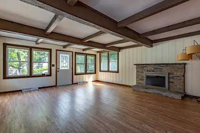 810 1/2 Woodland Terrace, Valparaiso, IN 46383 - Photo 6