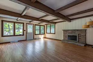 810 1/2 Woodland Terrace, Valparaiso, IN 46383 - Photo 6