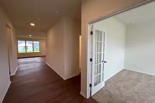 3203 Viridian Wy, Valparaiso, IN 46385 - Photo 2