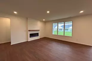 3203 Viridian Wy, Valparaiso, IN 46385 - Photo 6