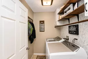 2946 S Collins Dr, La Porte, IN 46350 - Photo 12