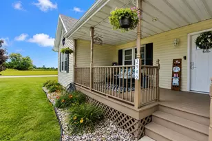 2946 S Collins Dr, La Porte, IN 46350 - Photo 2