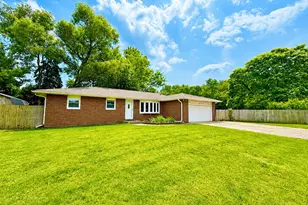 5271 Kings Ct, Portage, IN 46368 - Photo 1