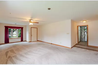 3643 Sandalwood Court, Highland, IN 46322 - Photo 6