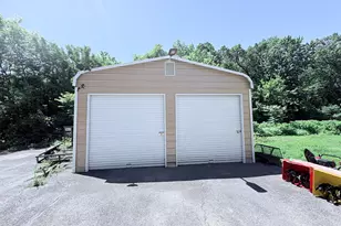 1727 W 48th Pl, Gary, IN 46408 - Photo 4