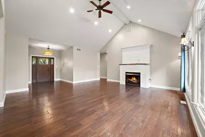 201 Sylvan Court, Valparaiso, IN 46385 - Photo 6