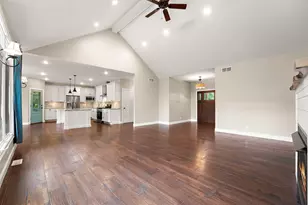 201 Sylvan Ct, Valparaiso, IN 46385 - Photo 6