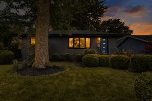 8050 Columbia Ave, Munster, IN 46321 - Photo 2