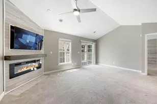 663 Forest Glen Dr, Valparaiso, IN 46385 - Photo 6