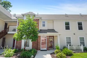 663 Forest Glen Dr, Valparaiso, IN 46385 - Photo 1