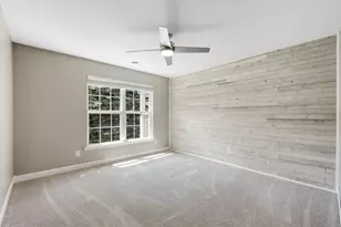 663 Forest Glen Dr, Valparaiso, IN 46385 - Photo 10